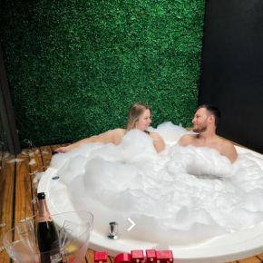 Loft4 com Jacuzzi para Casal - Lofts Mariscal